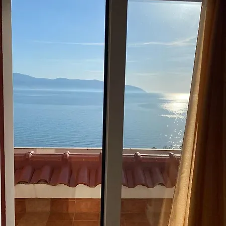Ditas Apartment